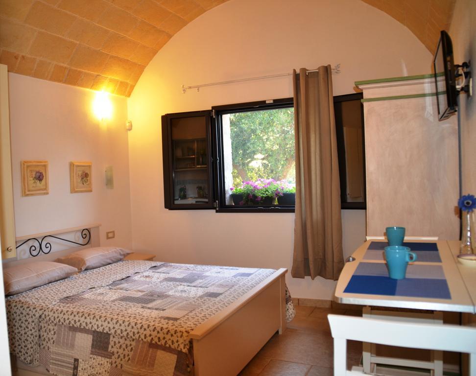 Residence Spadalunga San Michele Salentino Szoba fotó